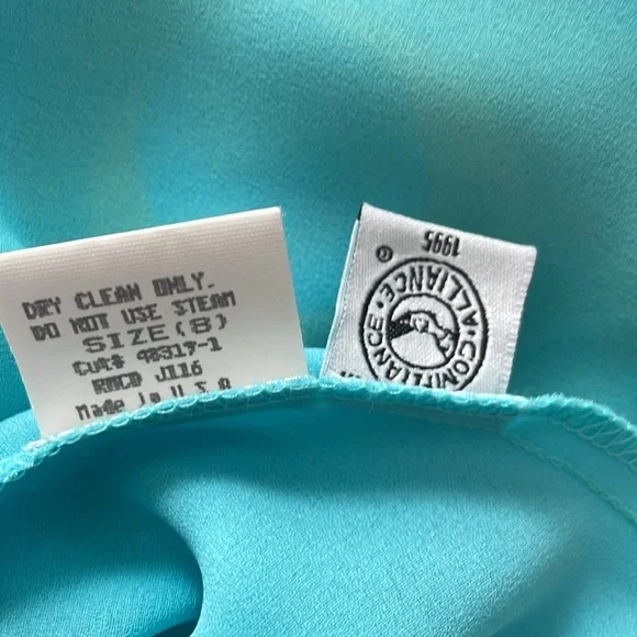 Laundry by Shelli Segal, elastic waist skirt, size 8 - Picture 5 of 5